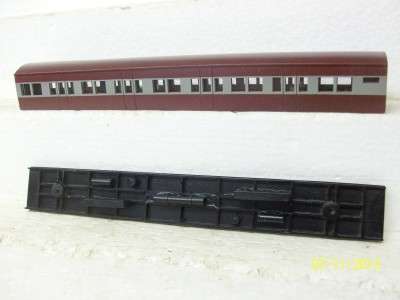 SAR HO OLD STYLE SUBURBAN COACH (4 DOOR BROWN/GREY SECOND CLASS)