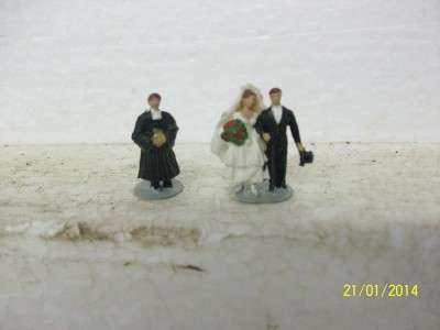 HO / OO COUPLE GETTING MARRIED WTH PRIEST LOT 656