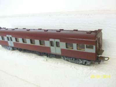 SAR LIMA HO SUBURBAN FIRST CLASS COACH LOT 740