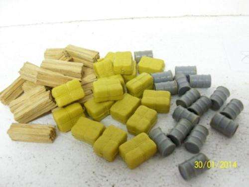 HO / OO LOADS LOT 894