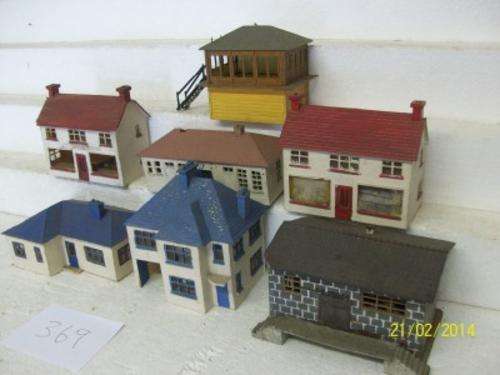HO/00 BULDINGS X7  LOT 369
