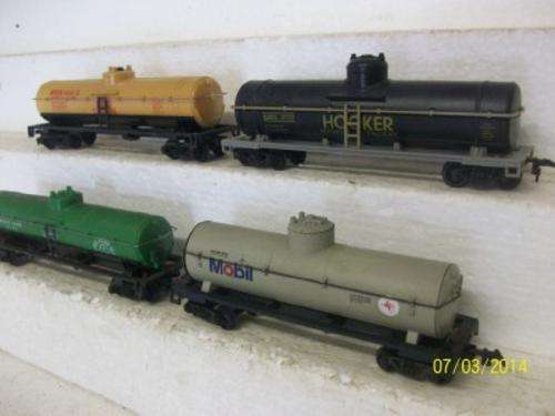 HO 4 X SINGLE DOME TANKERS LOT 657