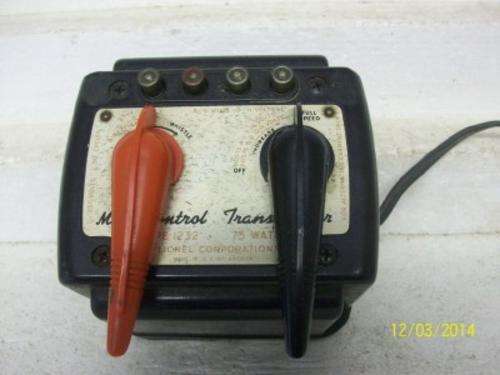 LIONEL CONTROLLER LOT 886