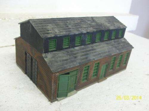 HO INDUSTRIAL BUILDING LOT 180