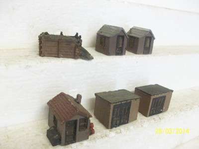 HO X6 SMALL BUILDINGS LOT 323