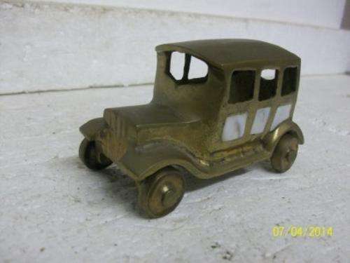 BRASS OLD TIMER - CAR PAPERWEIGHT- LOT 377
