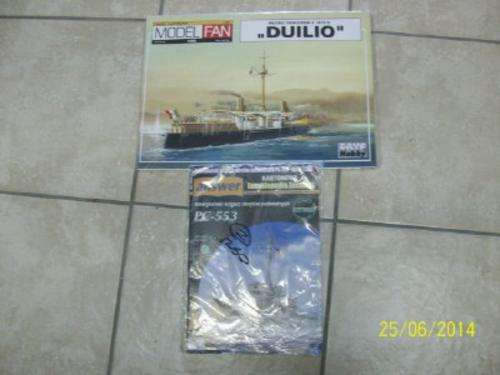 1:200 SCALE x2 CARDBOARD MODEL SHIPS - LOT 524 B