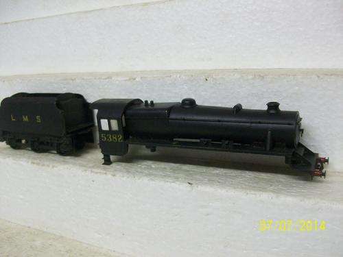 OO SCALE  LMS BRASS TENDER WITH LOCO SHELL  -  LOT 740 B