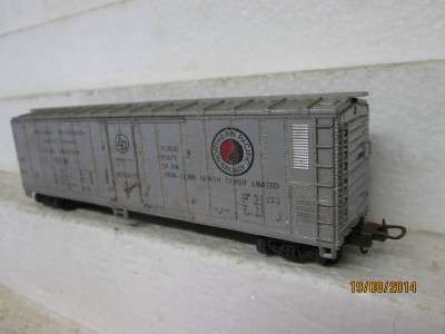 HO SCALE LIMA:  NORTHERN PACIFIC BOXCAR -  LOT 184 C