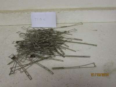 HO SCALE MARKLIN : OVERHEADS / CATENARY x100   -  LOT  713C