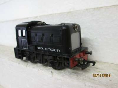 OO SCALE : TRI-ANG 0-4-0 LOCO -  LOT 920 C