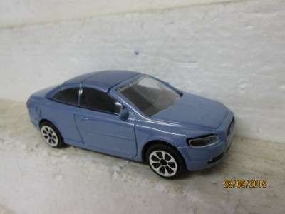 1:43 SCALE  : DIE CAST BBURAGO : VOLVO C70 - LOT 177 E