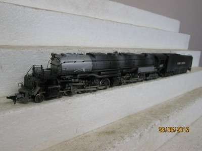 HO SCALE : RIVAROSSI BIGBOY 4-8-8-4 STEAM LOCO - LOT 205 E