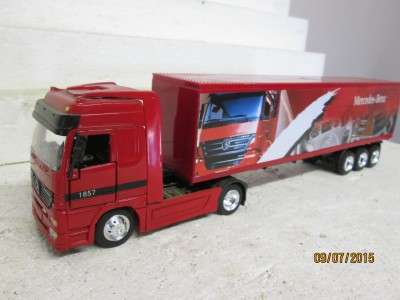1:32 SCALE : DIE CAST MERCEDES CONTAINER TRUCK  -  LOT 538E