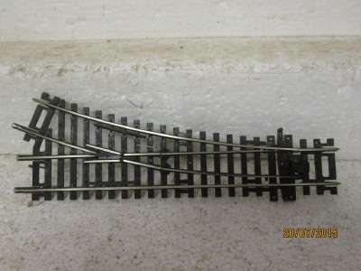HO/OO SCALE : PECO RIGHT HAND POINT - LOT 796E