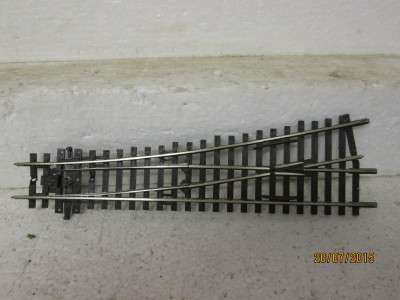 HO/OO SCALE : PECO LEFT HAND POINT - LOT 800E