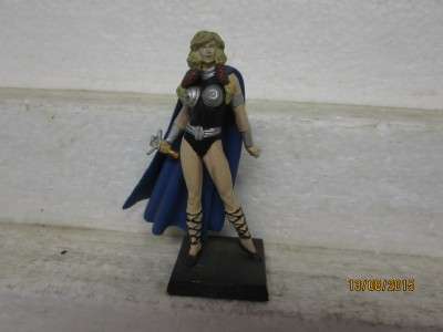 x1 MARVEL FIGURINE (VALKYRIE) - LOT 292F