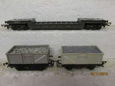 OO SCALE : TRI-ANG x3 GOODS - LOT 305G
