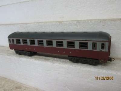 HO SCALE LIMA SAR : ORANGE EXPRESS COACH - LOT 736G