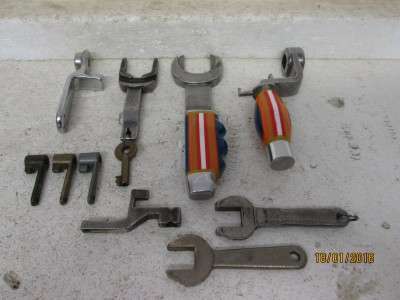 SAR ELECTRIC LOCO DRIVERS TOOLS - LOT 915G