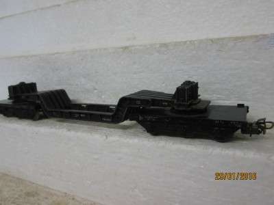 HO SCALE : MARKLIN 6-AXLE LOW WELL WAGON -  LOT 127 H