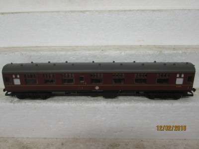 OO SCALE : HORNBY BR COACH - LOT 260H