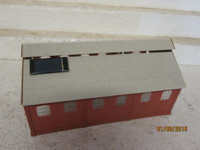HO SCALE : FRATESCHI ENGINE SHED - LOT 291H