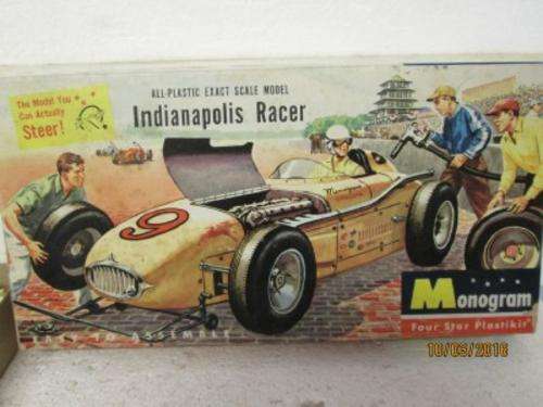 1:32 SCALE MONOGRAM : INDIANAPOLIS RACER KIT - LOT 474H