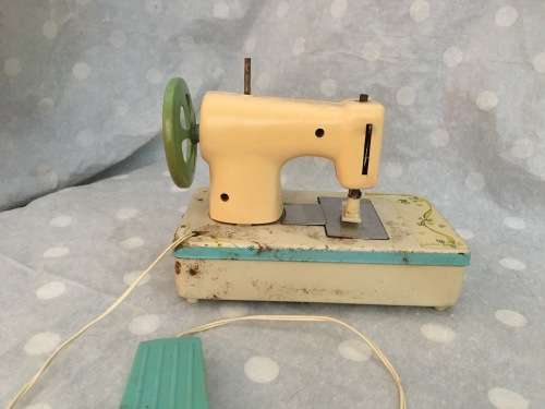 Vintage Tin Toy Sewing Machine