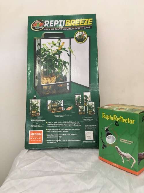 Reptile Cage with Heating Light - never been used