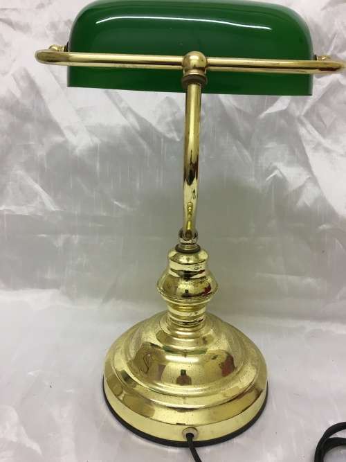 Stunning Green Bankers Lamp