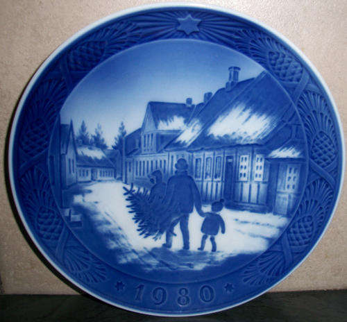 ROYAL COPENHAGEN CHRISTMAS PLATE 1980
