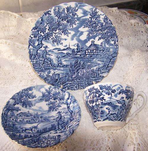 MYOTT TEA TRIO - THE HUNTER.