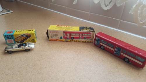 Dinky toys Bus only