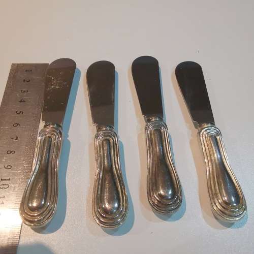 Silver handled Butter knives x 4 13cm No Markings