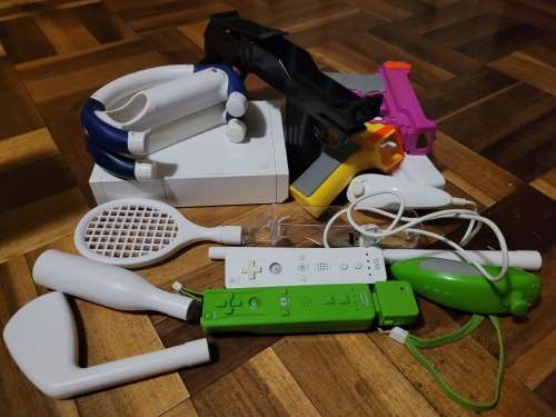 Nintendo wii with lots of extras
