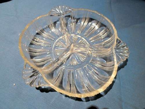 Three compartment sweet dish