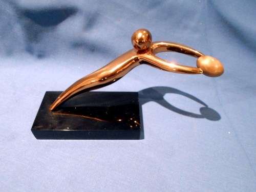 L'Art du Bronze - Rugby player - Simply outstanding! As new, bid now!