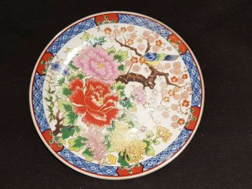 Imari plate - Stunning flowers - A beautiful plate! Bid now!!