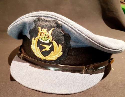 Vintage South African Airways Pilot hat - Absolutely magnificent! - Low price, bid now!