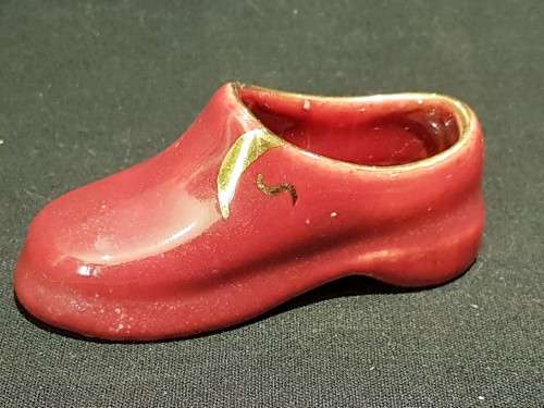 Miniature red shoe