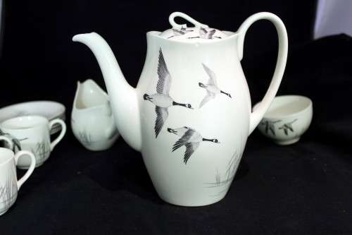 Johnson Bros - tea set - flying ducks