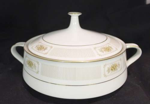 Noritake - Montrose - Tureen - Beautiful!  - Bid Now!!