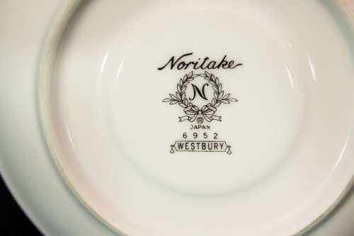 Noritake - Westbury duo - Beautiful!  - Bid Now!!