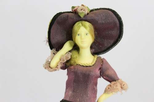 Dressing table ornament