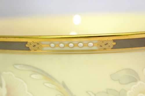 Mc Kinley (USA) - Lenox - Embossed bowl