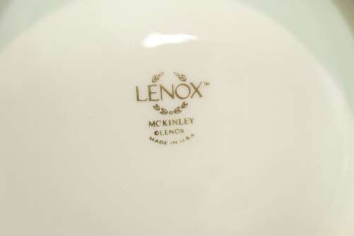 Mc Kinley (USA) - Lenox - Embossed bowl
