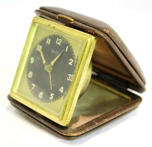 Elge - Traveling clock in a pouch