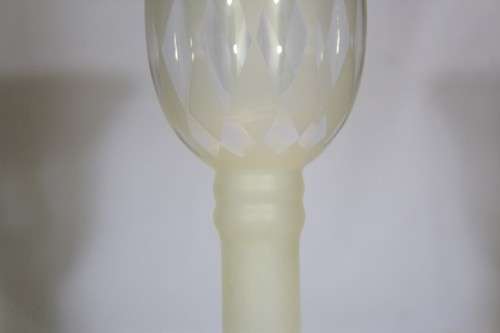 Pedestal vase