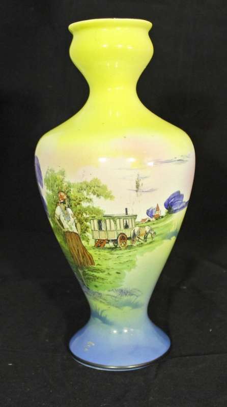 BOW - decorated vase